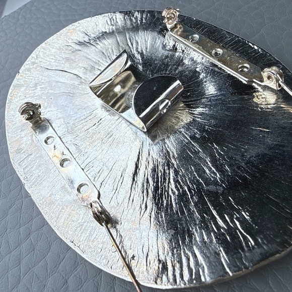 Vintage Belt Buckle Brooch Brutalist Abstract Modernist Silver Tone Oval Pin - Picture 6 of 9